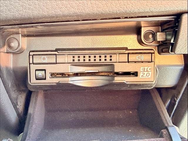 TOYOTA LEXUS GS200t 2017