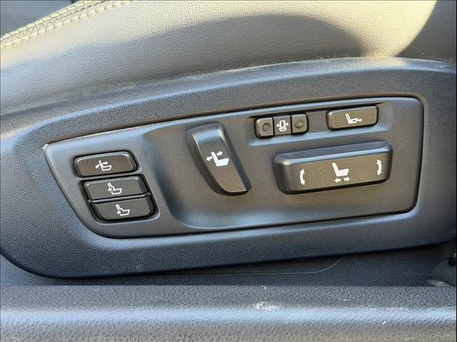 TOYOTA LEXUS GS200t 2017