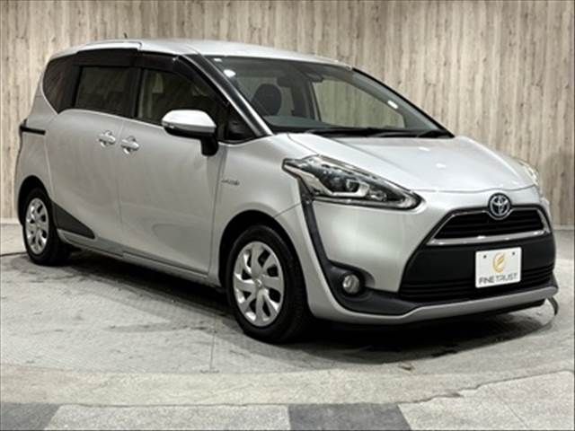TOYOTA SIENTA HYBRID 2016