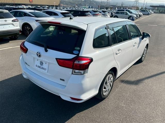 TOYOTA COROLLA FIELDER HYBRID 2018