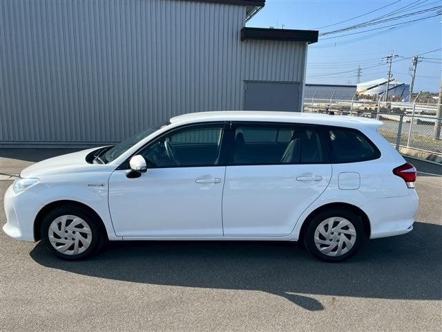 TOYOTA COROLLA FIELDER HYBRID 2018