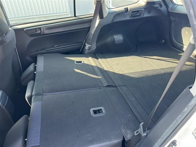 TOYOTA COROLLA FIELDER HYBRID 2018