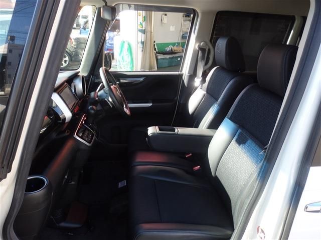 HONDA N BOX CUSTOM 2015