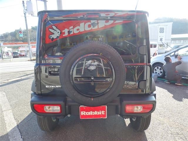 SUZUKI JIMNY NOMADE 2025