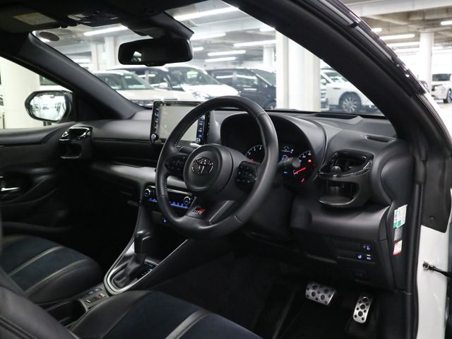 TOYOTA GR YARIS 2023