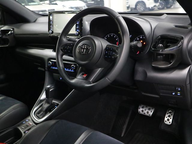 TOYOTA GR YARIS 2023