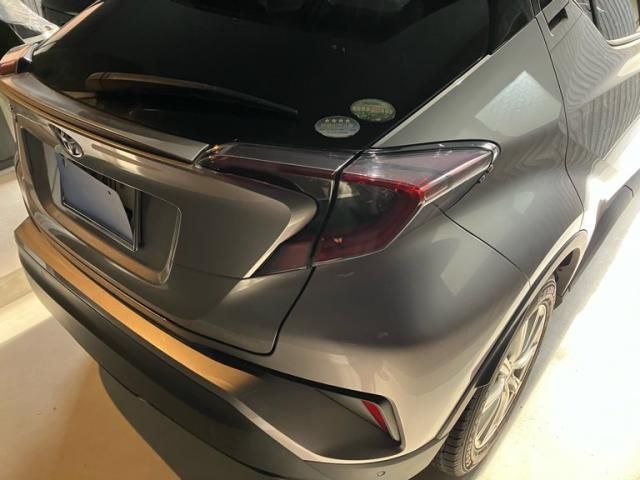 TOYOTA C-HR 4WD 2017