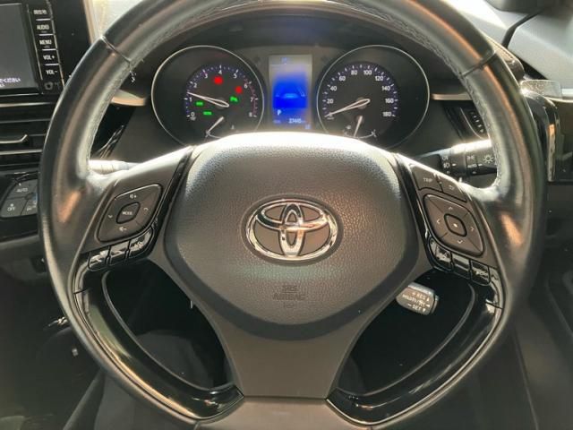 TOYOTA C-HR 4WD 2017