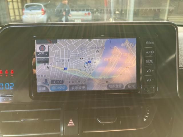 TOYOTA C-HR 4WD 2017