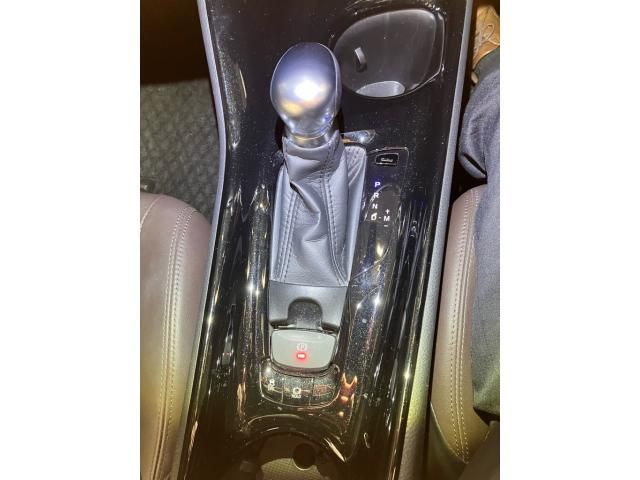 TOYOTA C-HR 4WD 2017