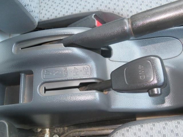 NISSAN NT100 CLIPPER 4WD 2018