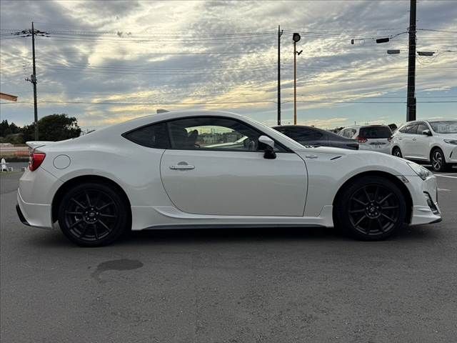 TOYOTA 86 2015