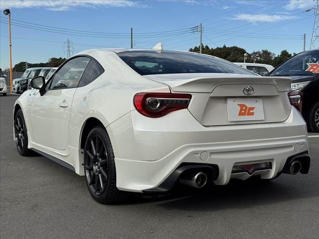 TOYOTA 86 2015