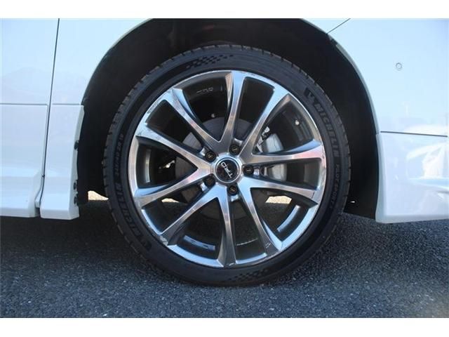 TOYOTA ALPHARD hybrid 4WD 2022