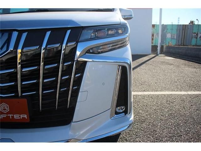 TOYOTA ALPHARD hybrid 4WD 2022