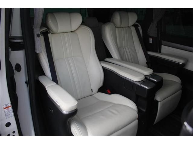 TOYOTA VELLFIRE 2019