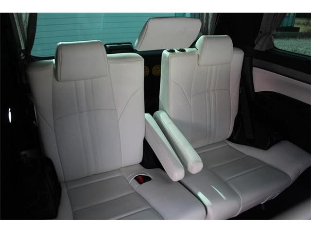 TOYOTA VELLFIRE 2019