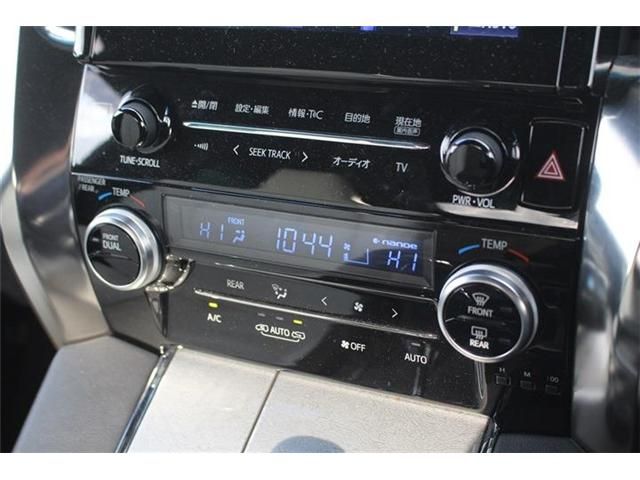 TOYOTA VELLFIRE 2019