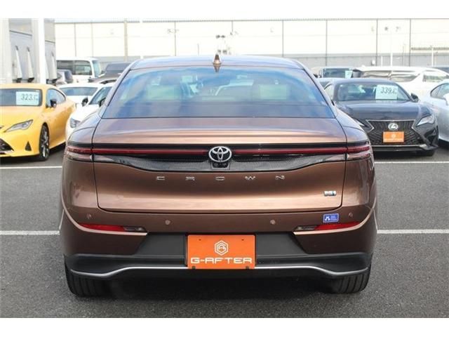 TOYOTA CROWN CROSSOVER 2023