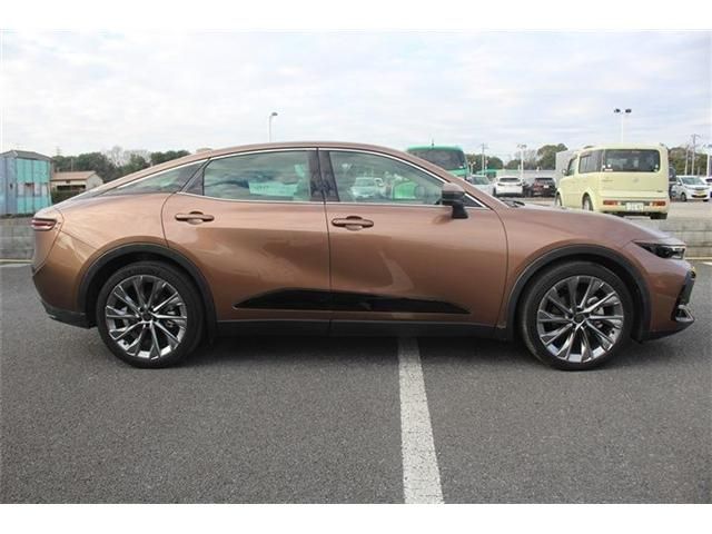 TOYOTA CROWN CROSSOVER 2023