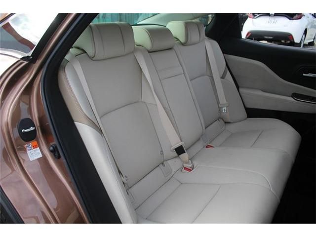 TOYOTA CROWN CROSSOVER 2023