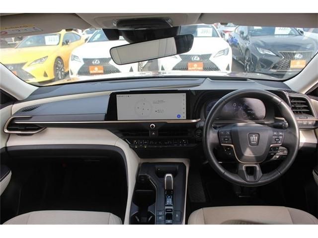 TOYOTA CROWN CROSSOVER 2023