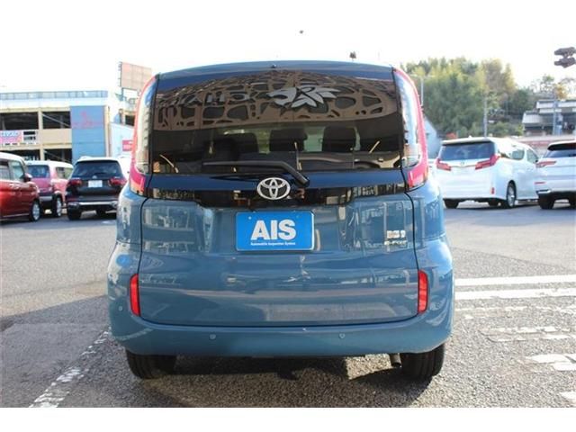 TOYOTA SIENTA HYBRID 2023