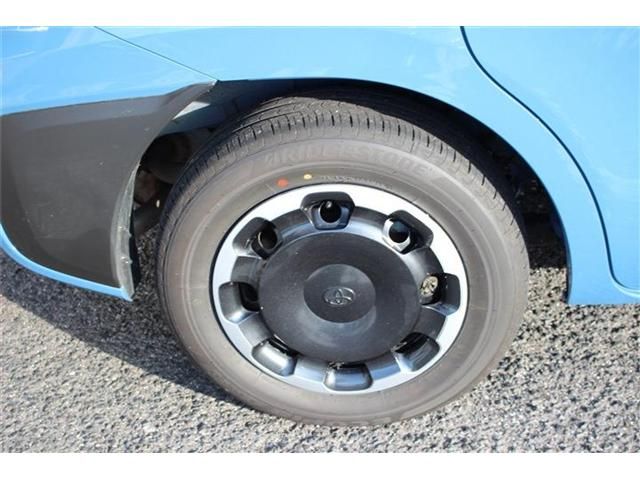 TOYOTA SIENTA HYBRID 2023