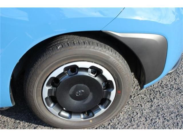 TOYOTA SIENTA HYBRID 2023