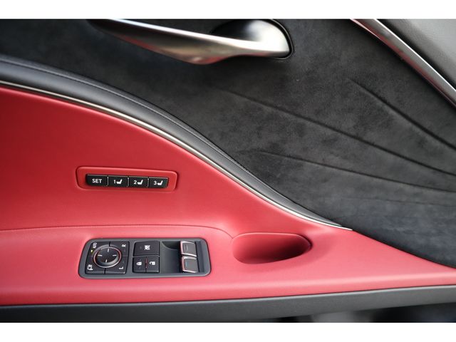 TOYOTA LEXUS LC500 2025