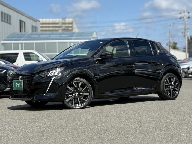 PEUGEOT PEUGEOT e-208 2023