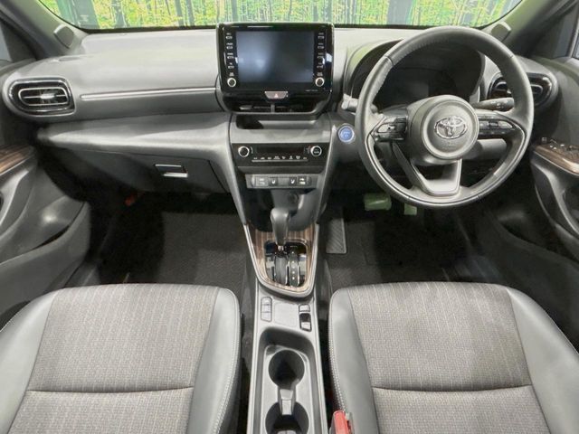 TOYOTA YARIS CROSS HYBRID 2023