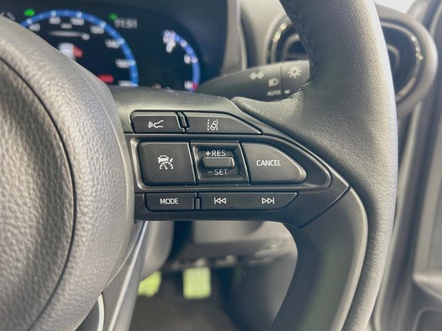 TOYOTA YARIS CROSS HYBRID 2023