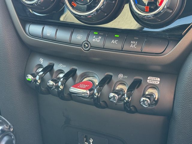 BMW MINI COOPER D CROSSOVER 2021