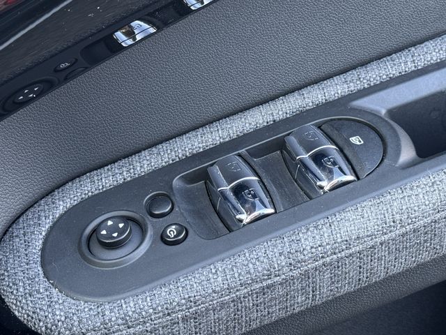 BMW MINI COOPER D CROSSOVER 2021