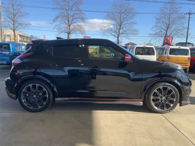 NISSAN JUKE 4WD 2016