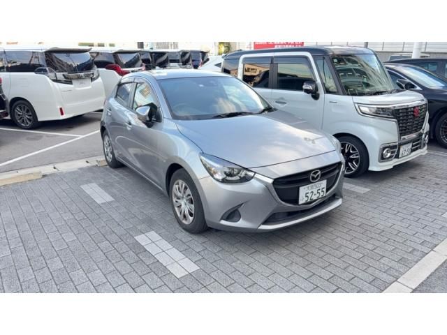 MAZDA DEMIO 2015
