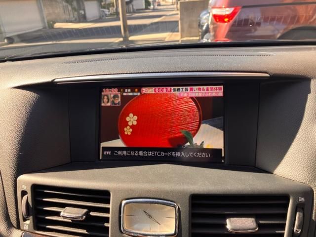 NISSAN FUGA HYBRID 2011