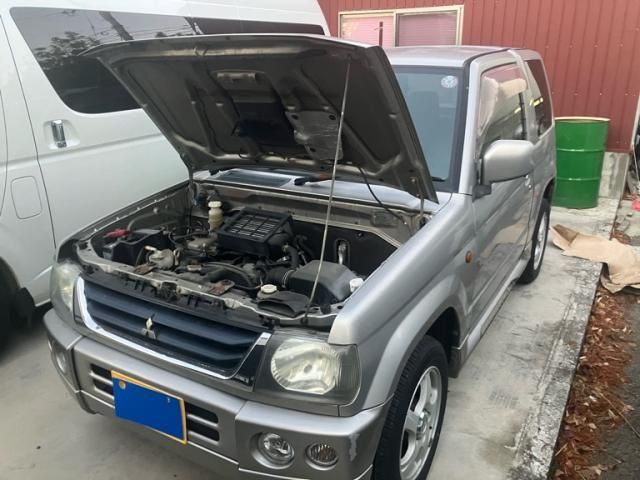 MITSUBISHI PAJERO MINI 2000