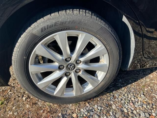 TOYOTA CAMRY HYBRID 2017