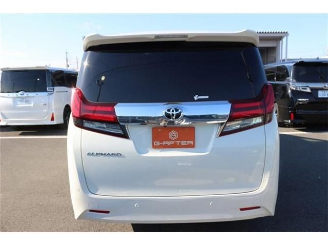 TOYOTA ALPHARD 2015