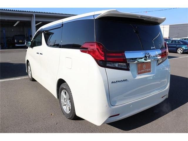 TOYOTA ALPHARD 2015