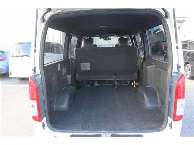 TOYOTA HIACE van 2WD 2018