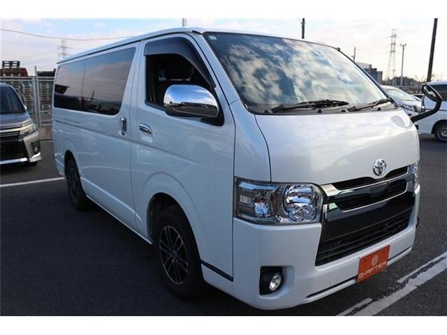 TOYOTA HIACE van 2WD 2018