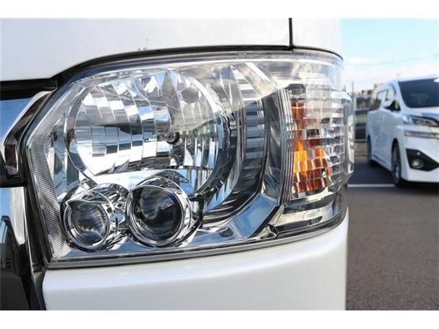 TOYOTA HIACE van 2WD 2018