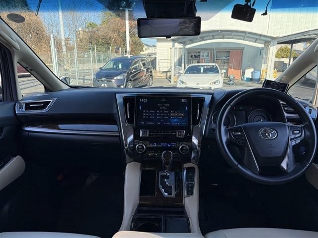 TOYOTA VELLFIRE  HYBRID 4WD 2018