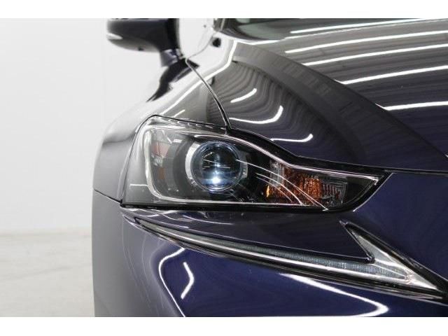 TOYOTA LEXUS IS200t 2017