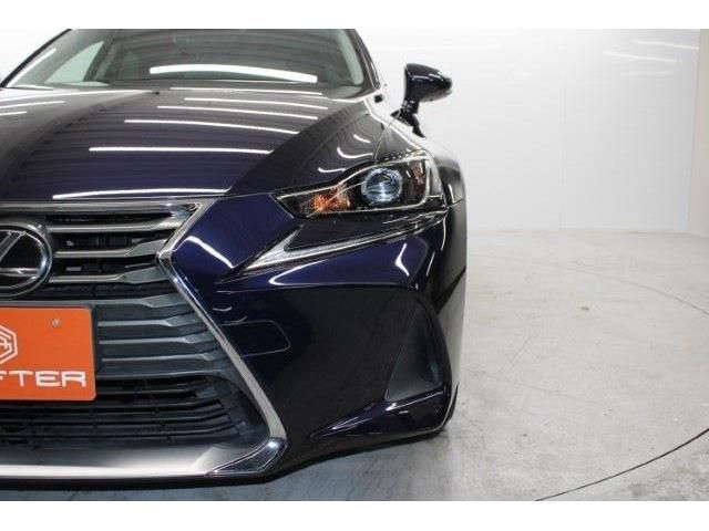 TOYOTA LEXUS IS200t 2017