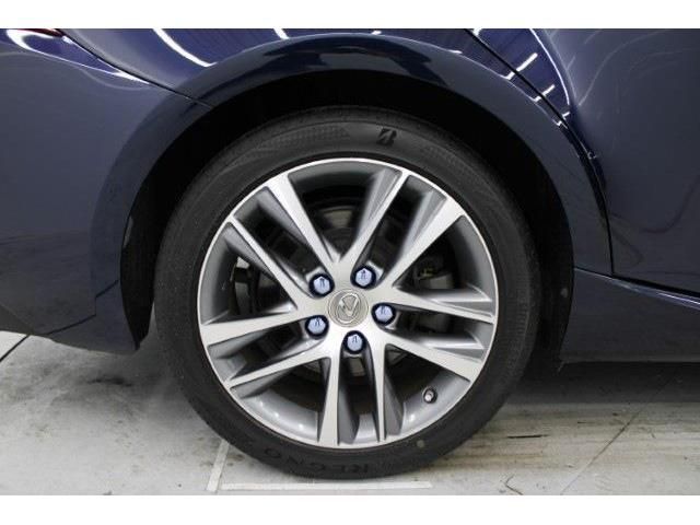 TOYOTA LEXUS IS200t 2017