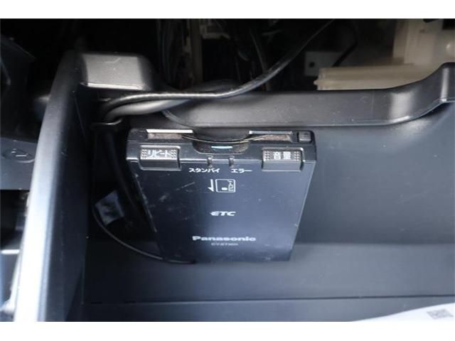 TOYOTA VITZ  4WD 2016